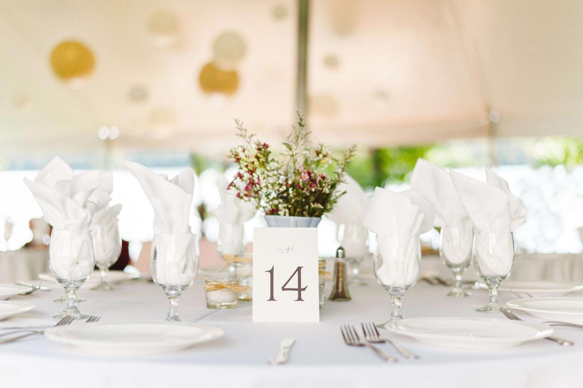 Radisson Blu Aurum Hotel, Брашов Екстериор снимка A table number